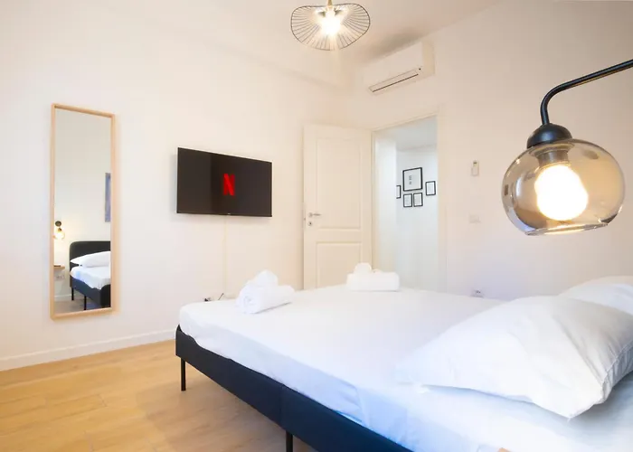 Apartment Elegantis Santa Croce Rome